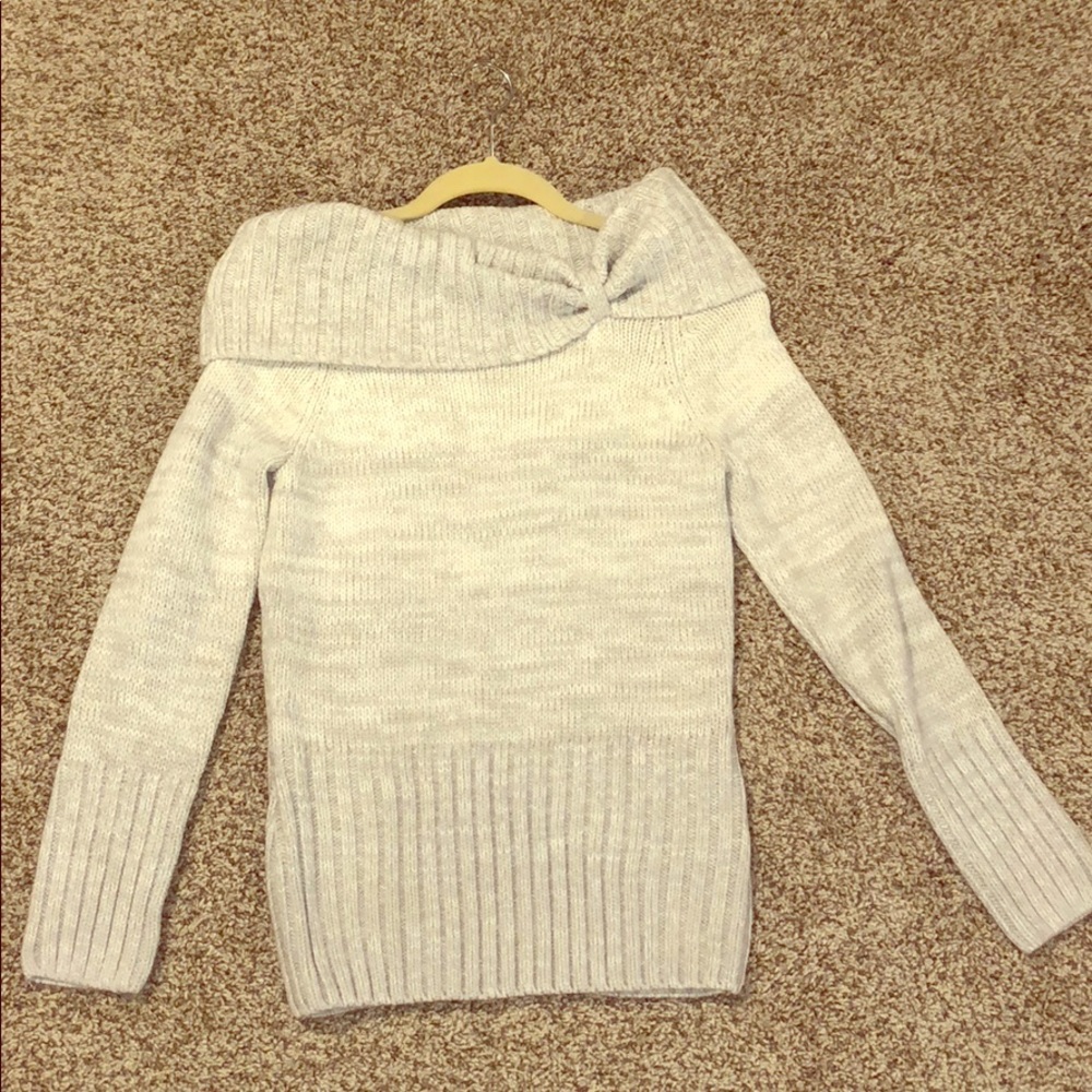 Gray and white cotton sweater